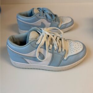 Nike Low Jordan 1. Very Good Condition. Women’s size 8.
